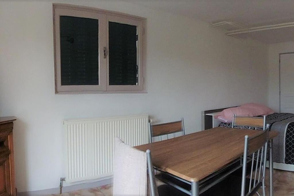 Au Coeur Du Jura, Logement Au Calme Champagnole Eksteriør billede